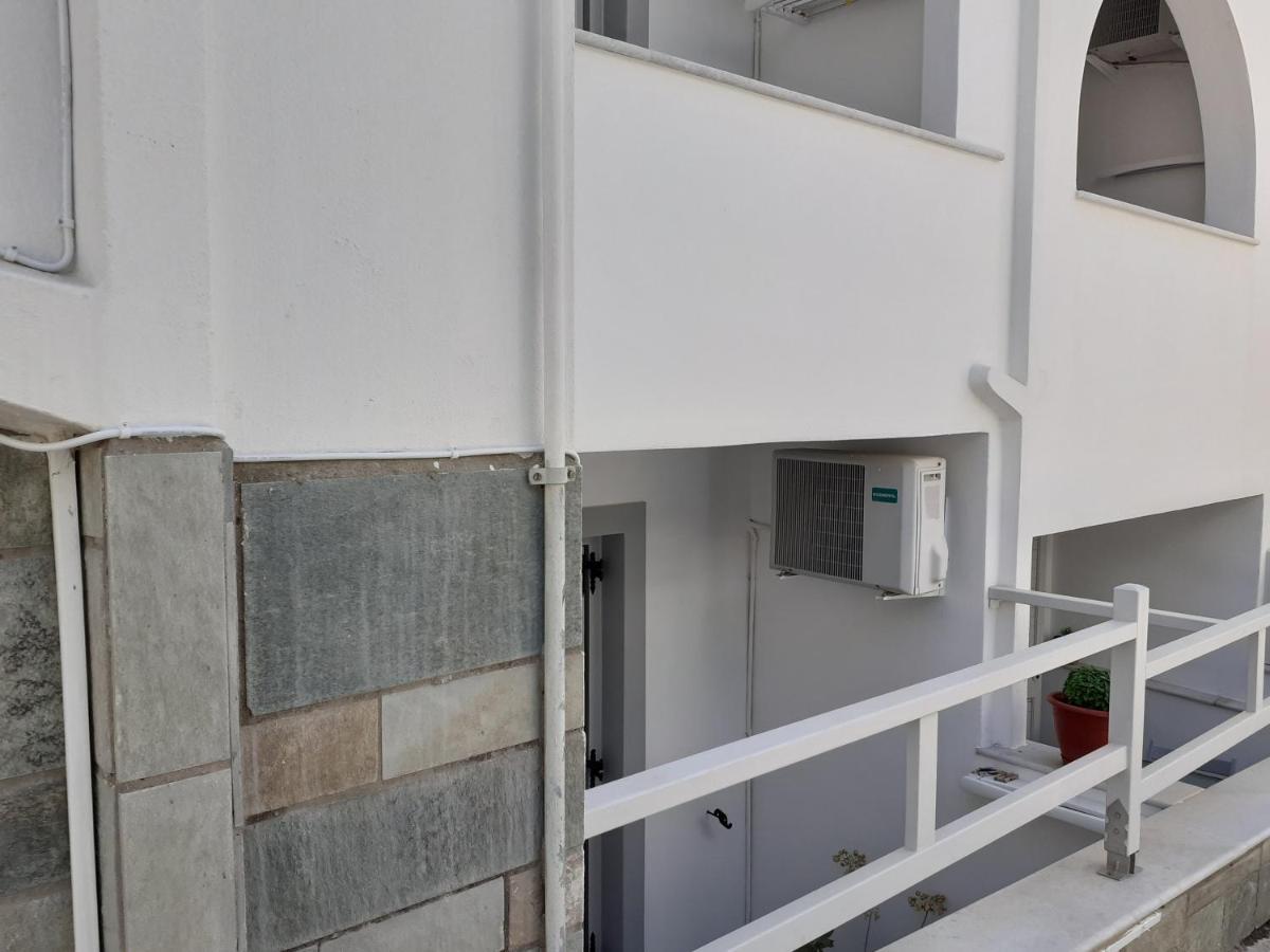 Simos Luxury Apartments Naxos City Extérieur photo