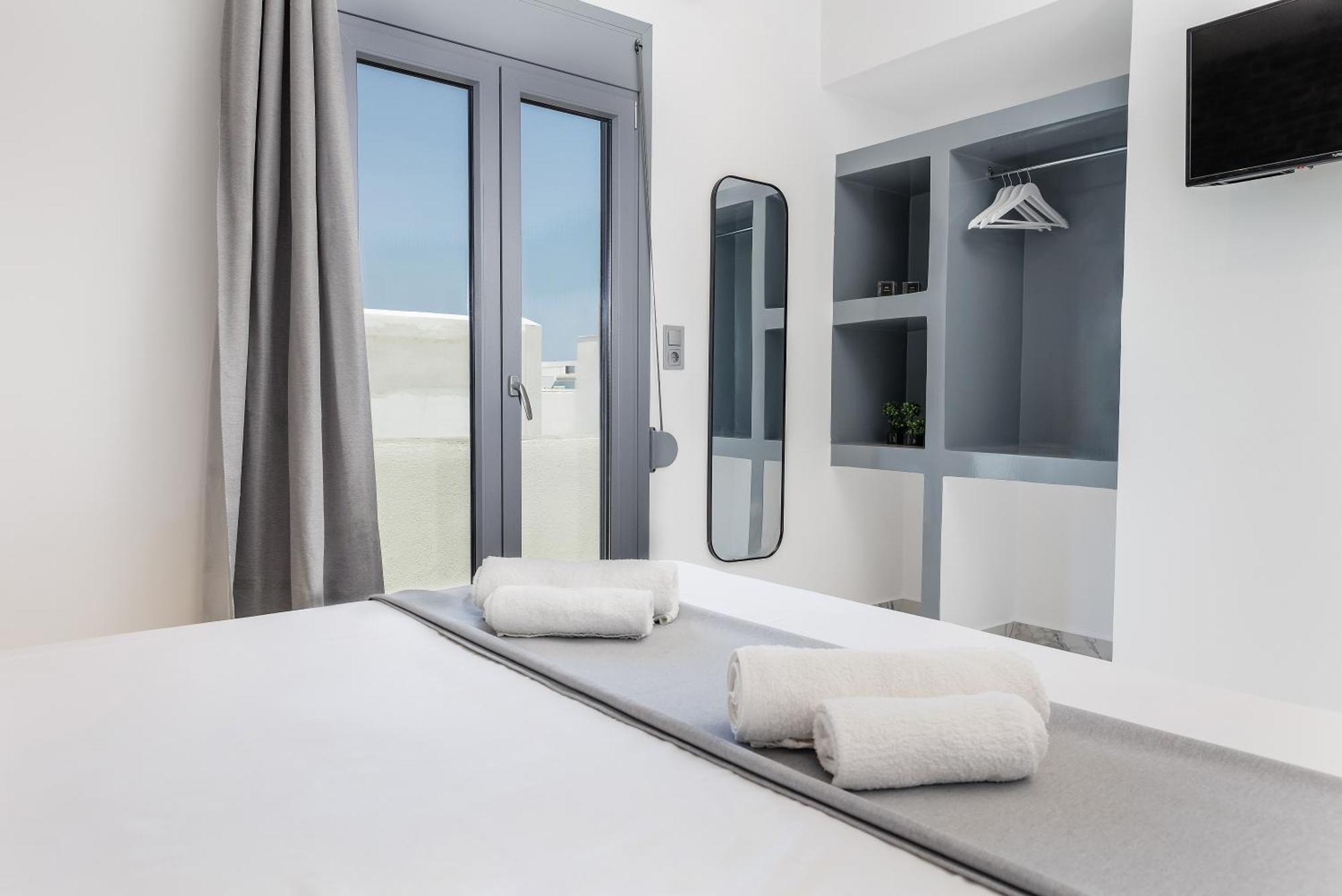 Simos Luxury Apartments Naxos City Extérieur photo