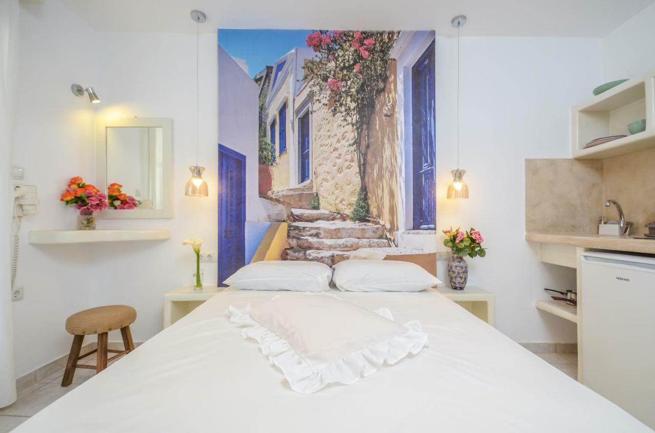 Simos Luxury Apartments Naxos City Extérieur photo