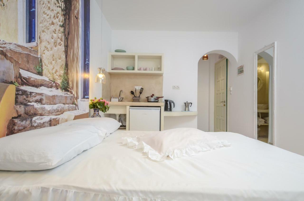 Simos Luxury Apartments Naxos City Extérieur photo