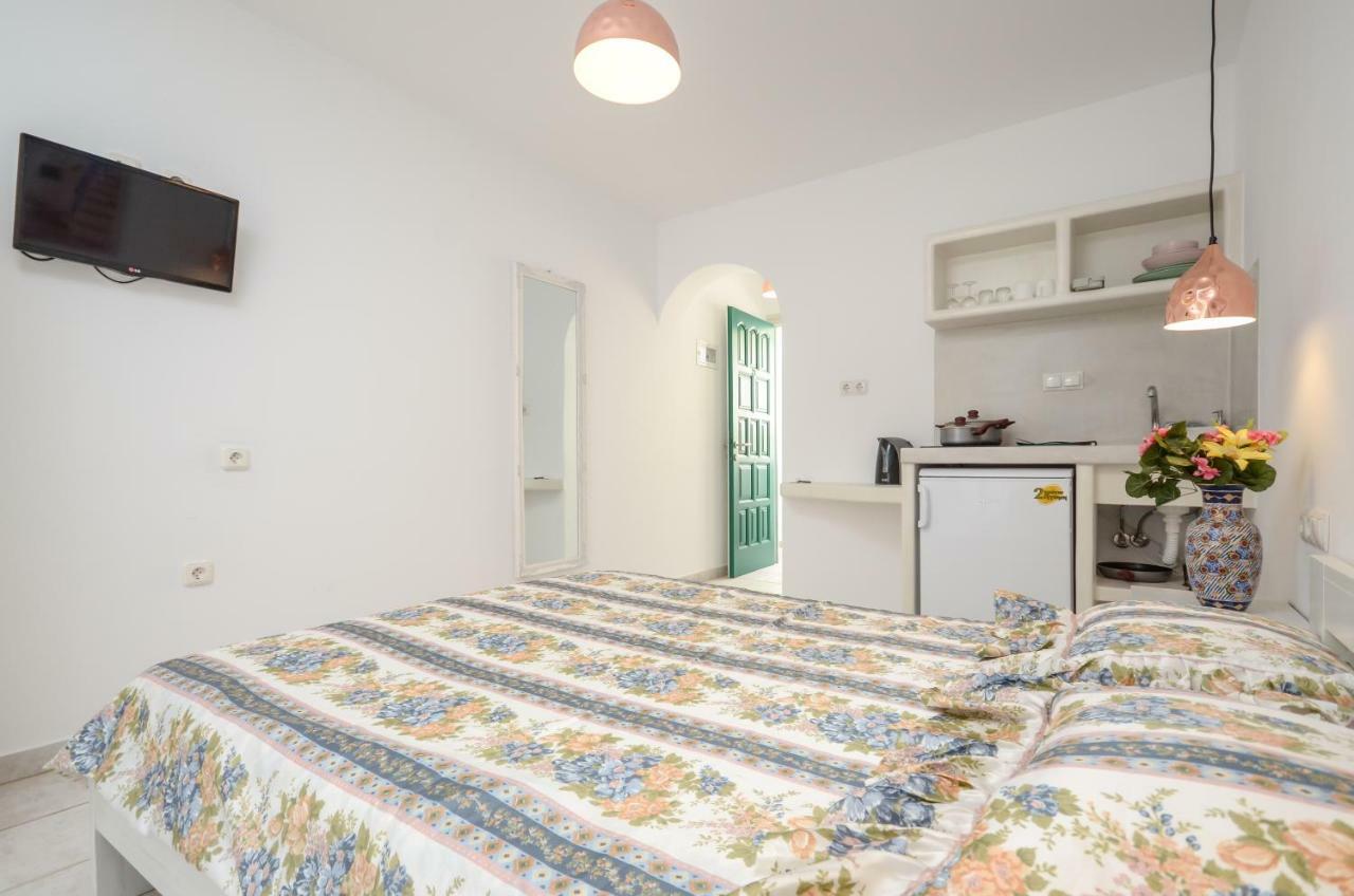 Simos Luxury Apartments Naxos City Extérieur photo