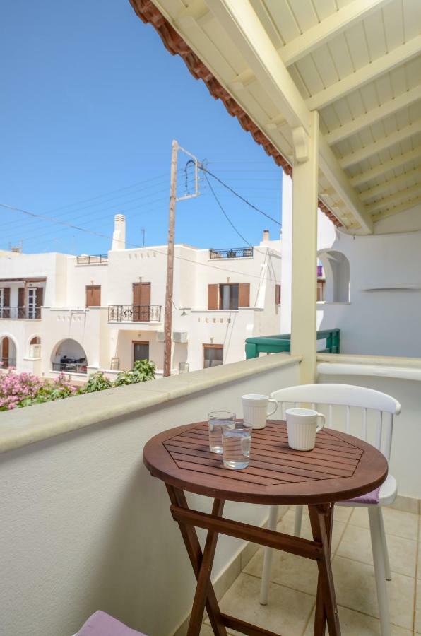 Simos Luxury Apartments Naxos City Extérieur photo